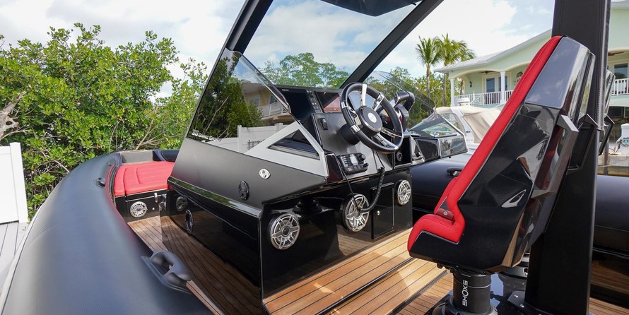 Technohull 38 Grand Sport