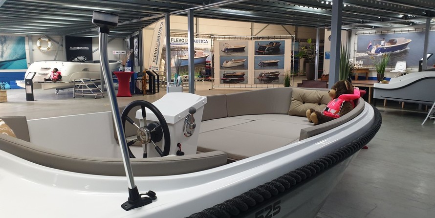 Nautica 525 grachtenboot