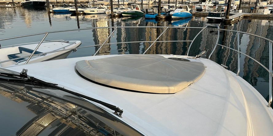 Majesty Yachts 50