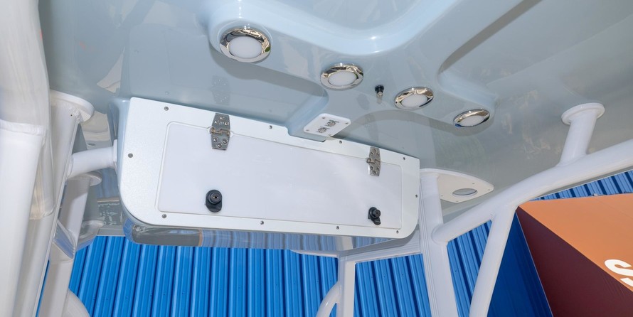 Sea Ray hunt ultra 211