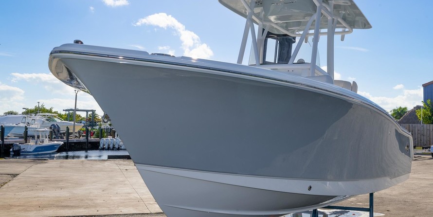 Sea Ray hunt ultra 211