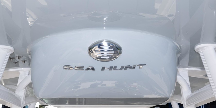 Sea Ray hunt ultra 211