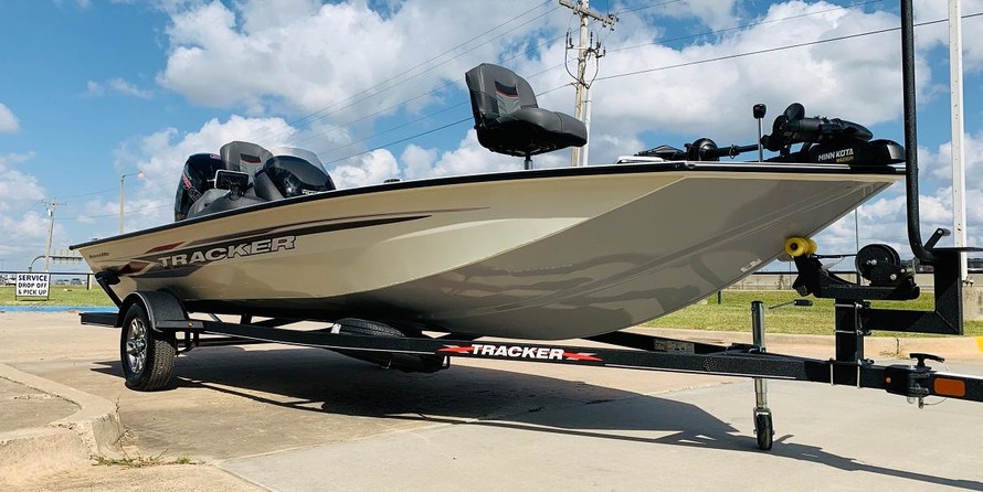 Tracker Pro Team 190 TX