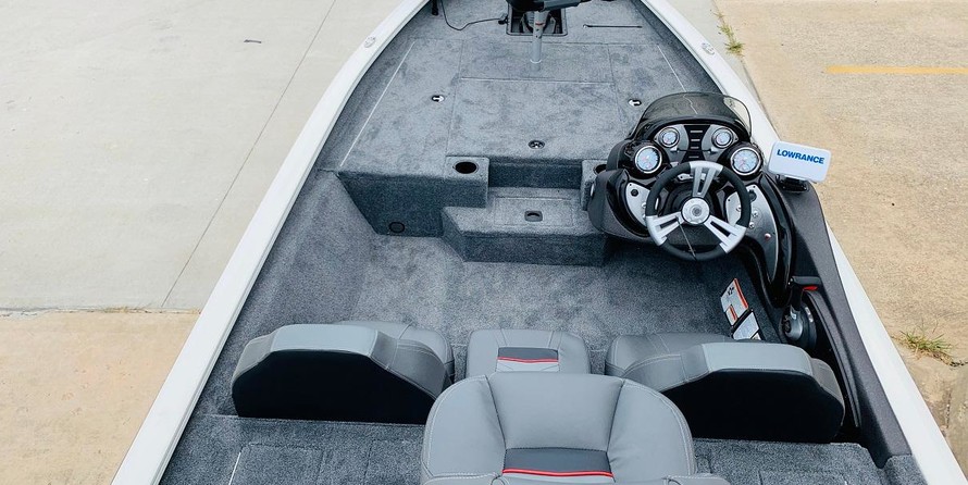 Tracker Pro Team 175 TXW