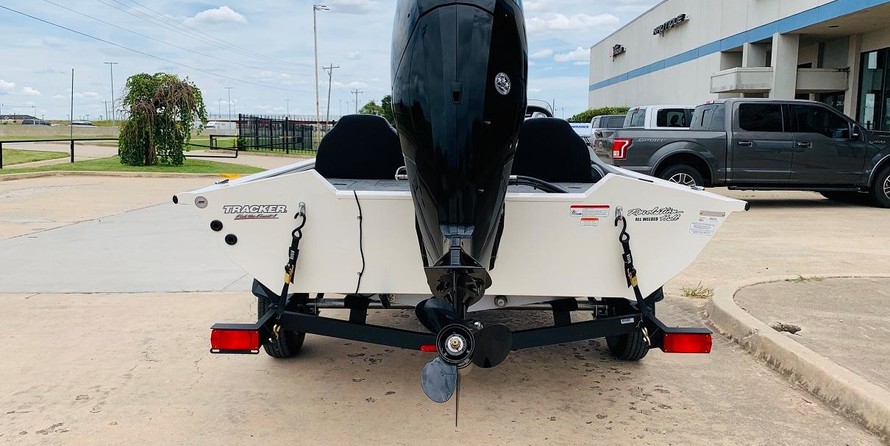 Tracker Pro Team 175 TXW