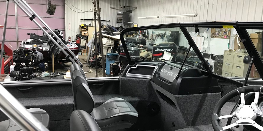 Lund Boats 1875 Impact Sport