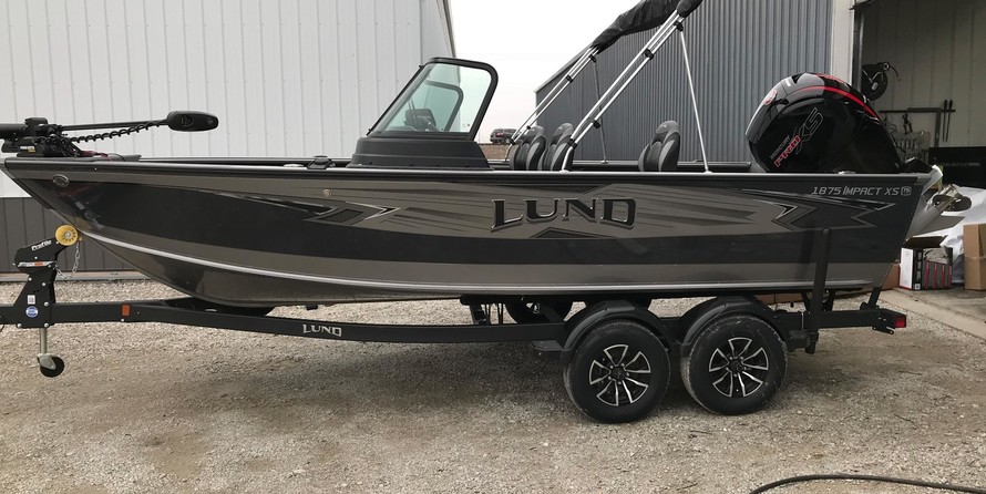 Lund Boats 1875 Impact Sport