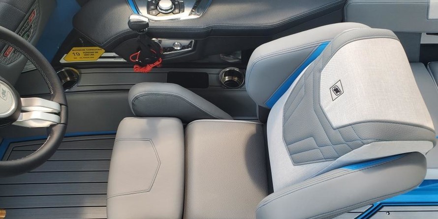 Super Air Nautique G25