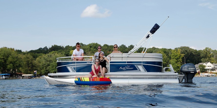 Sunchaser Boats Oasis 18 Fish