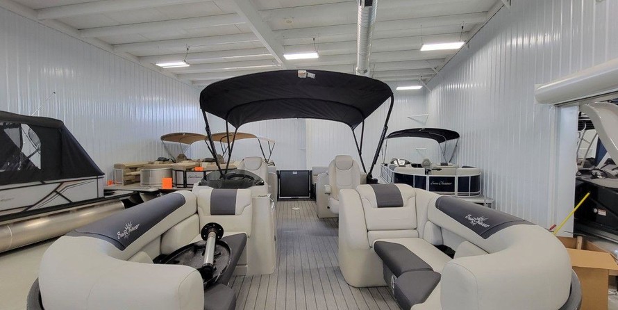 Sunchaser Boats Geneva Cruise 22 LR DH