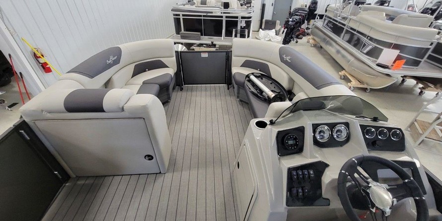 Sunchaser Boats Geneva Cruise 22 LR DH