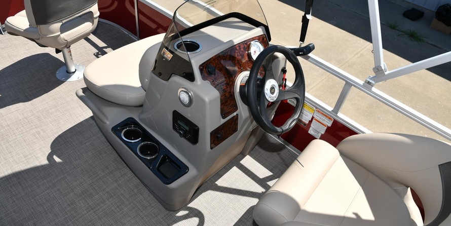 Sun Tracker Bass Buggy 16 DLX ET