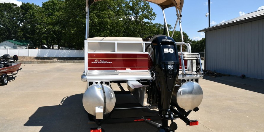 Sun Tracker Bass Buggy 16 DLX ET