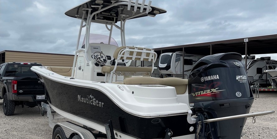 Nauticstar 2302 legacy