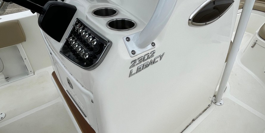 Nauticstar 2302 legacy