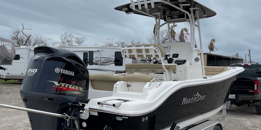 Nauticstar 2302 legacy