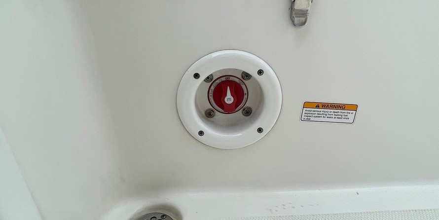 Nauticstar 2302 legacy