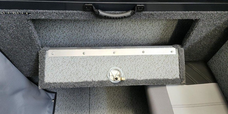 Crestliner 2250 Authority