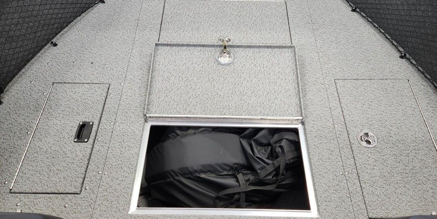 Crestliner 2250 Authority