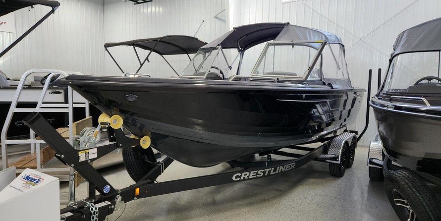 Crestliner 2250 Authority