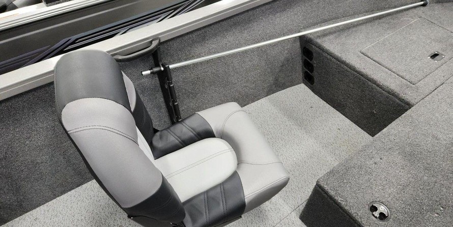 Crestliner 1700 Vision