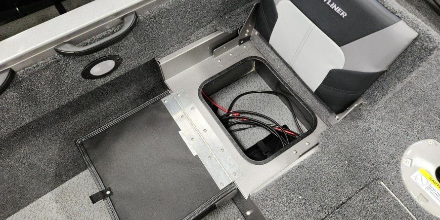 Crestliner 1700 Vision