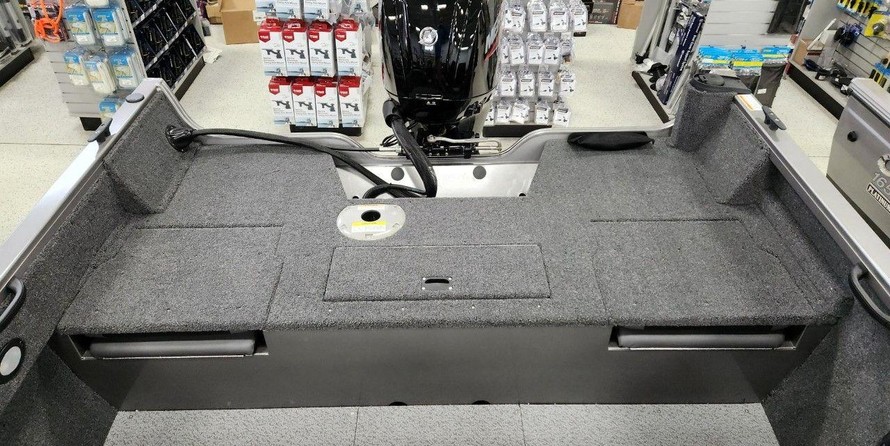 Crestliner 1700 Vision