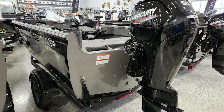 Crestliner 1700 Vision