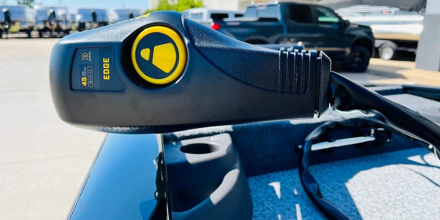 Tracker Pro Team 175 TF