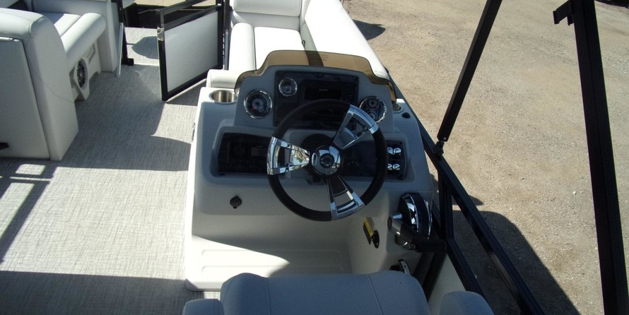 Sunchaser Boats Oasis 20 Fish-n-Cruise