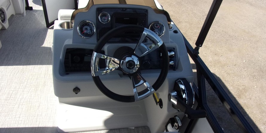 Sunchaser Boats Oasis 20 Fish-n-Cruise