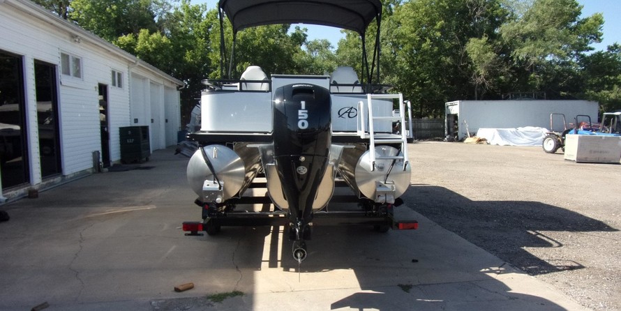 Sunchaser Boats Oasis 20 Fish-n-Cruise