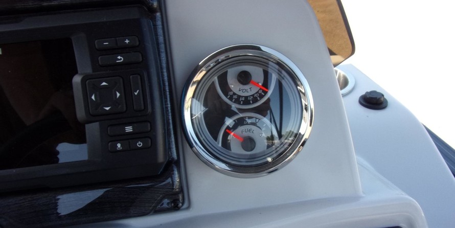 Sunchaser Boats Oasis 20 Fish-n-Cruise