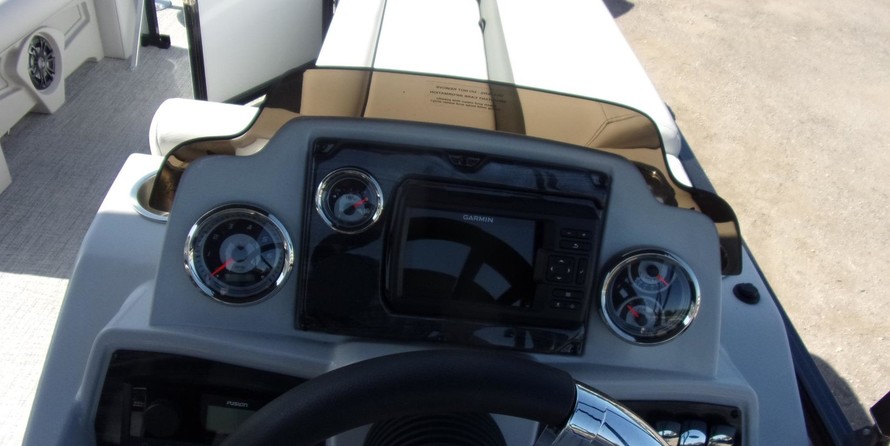 Sunchaser Boats Oasis 20 Fish-n-Cruise