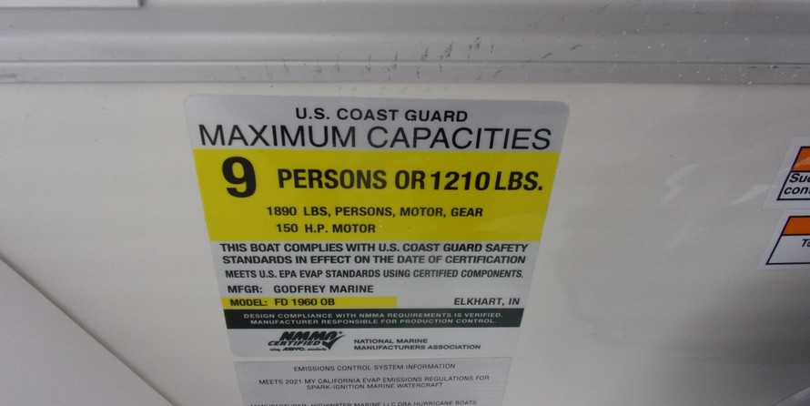 Hurricane fundeck 232