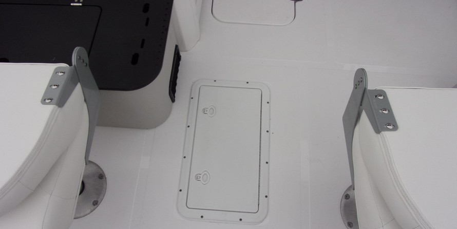 Hurricane fundeck 232