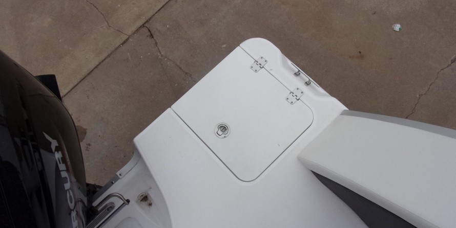 Hurricane fundeck 232