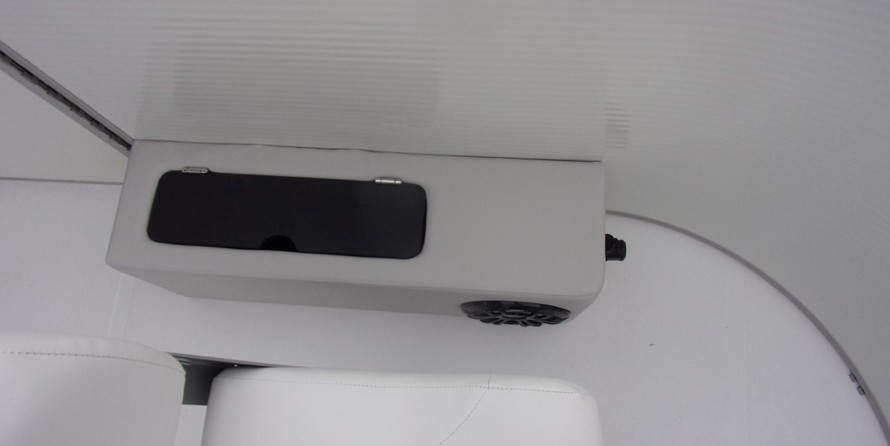 Hurricane fundeck 232