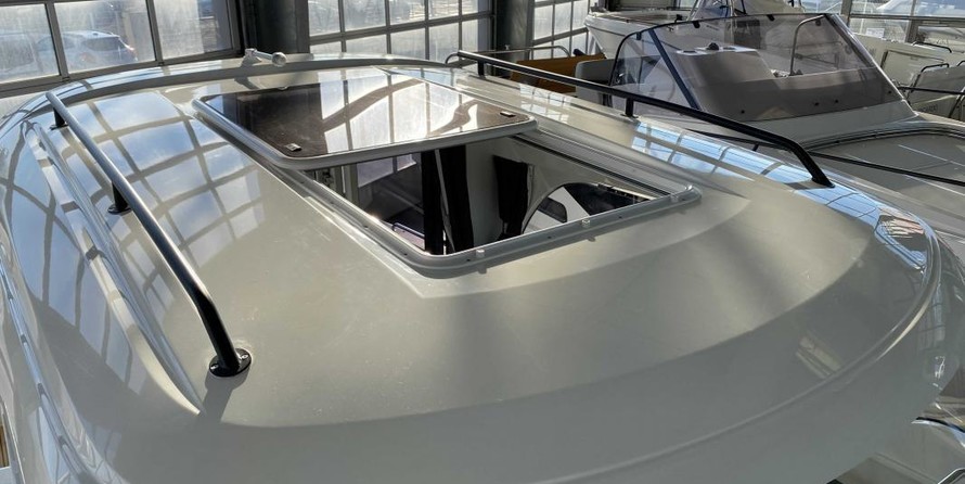 Beneteau Antares 8 OB