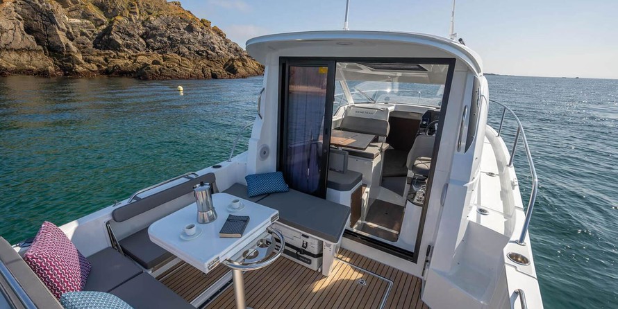 Beneteau Antares 8 OB