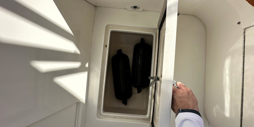 Intrepid 310 walkaround