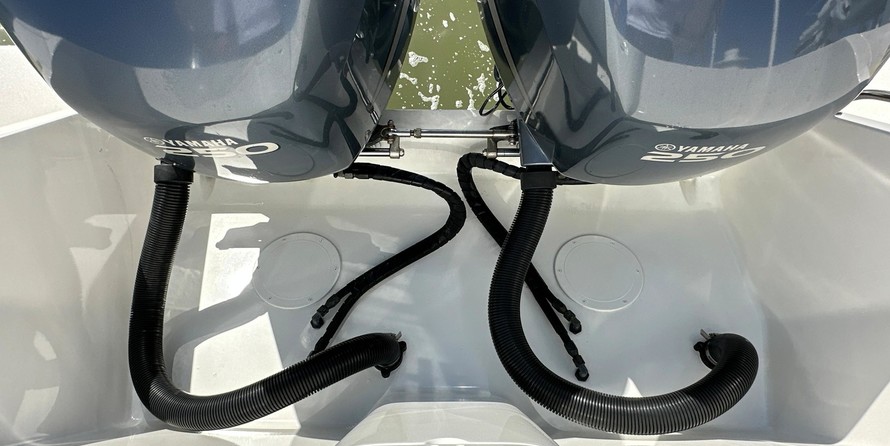 Intrepid 310 walkaround