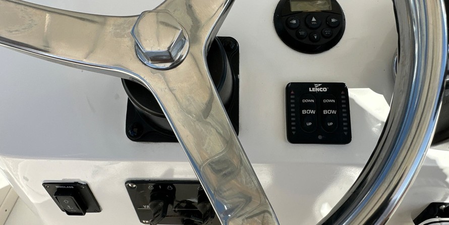 Intrepid 310 walkaround