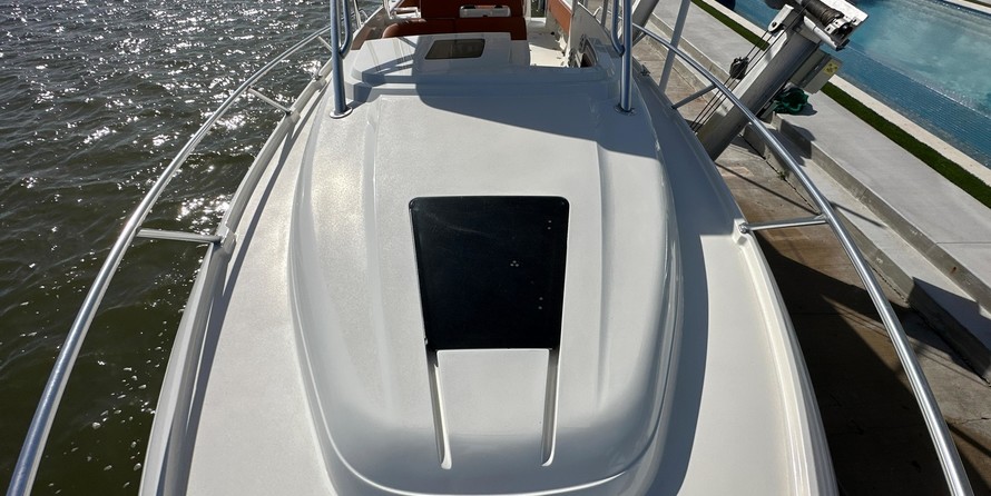 Intrepid 310 walkaround