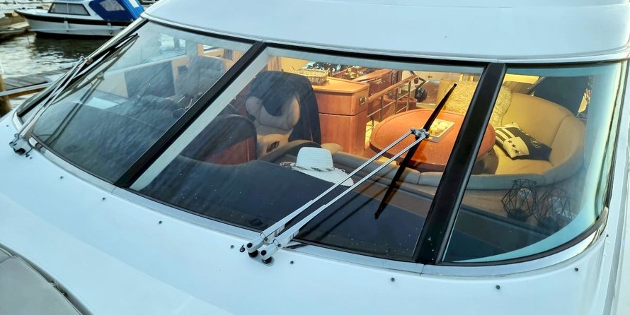 Fairline 58 Squadron