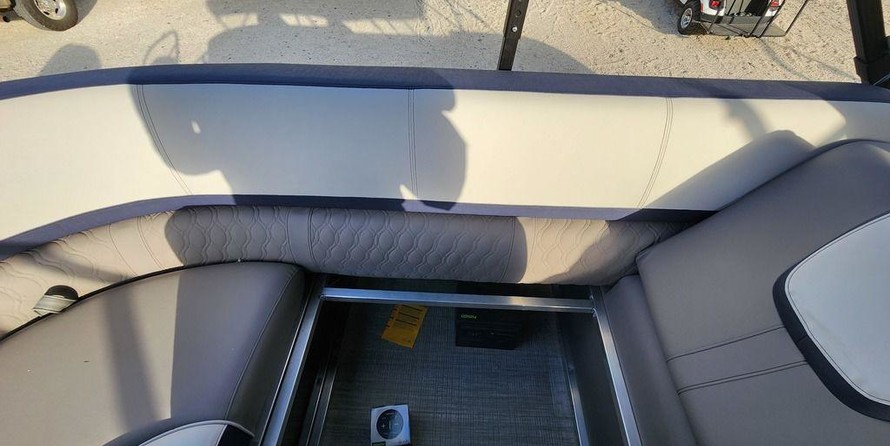 Avalon LSZ Quad Lounger 23 FT