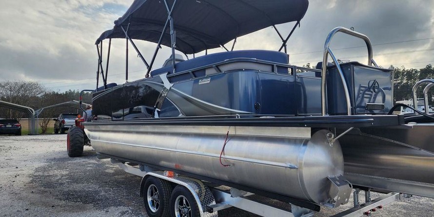 Avalon LSZ Quad Lounger 23 FT