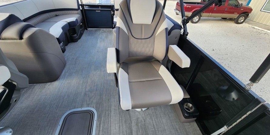 Avalon LSZ Quad Lounger 23 FT