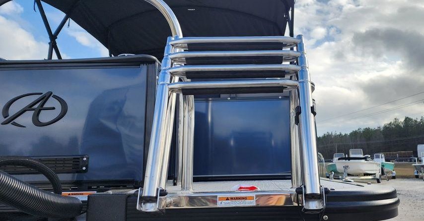 Avalon LSZ Quad Lounger 23 FT