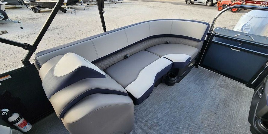 Avalon LSZ Quad Lounger 23 FT